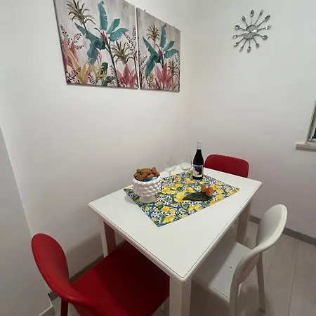 Sicily شقة تْشيفالو